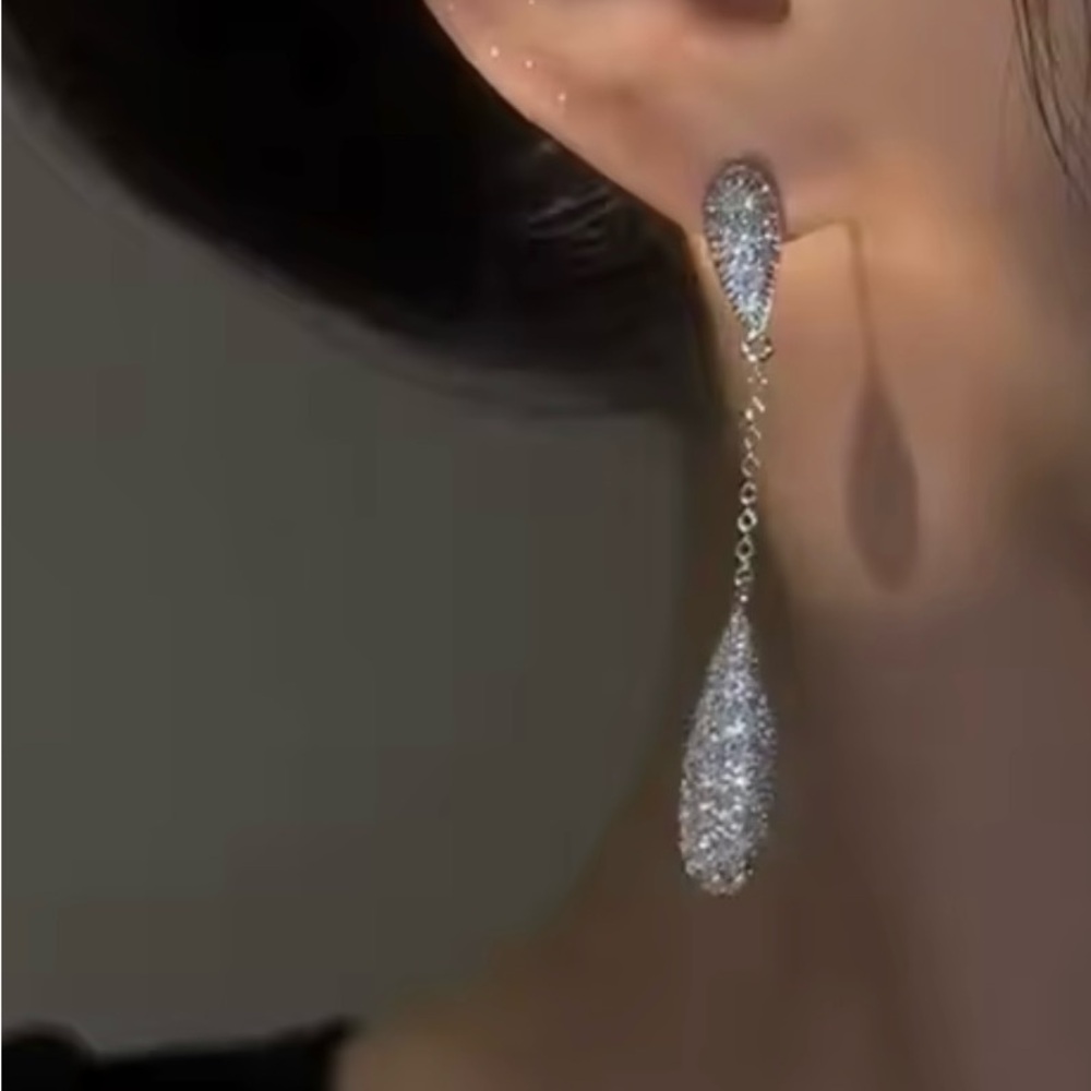 14k 3.5ct Art Deco Dangle Earrings - Picture 5 of 11